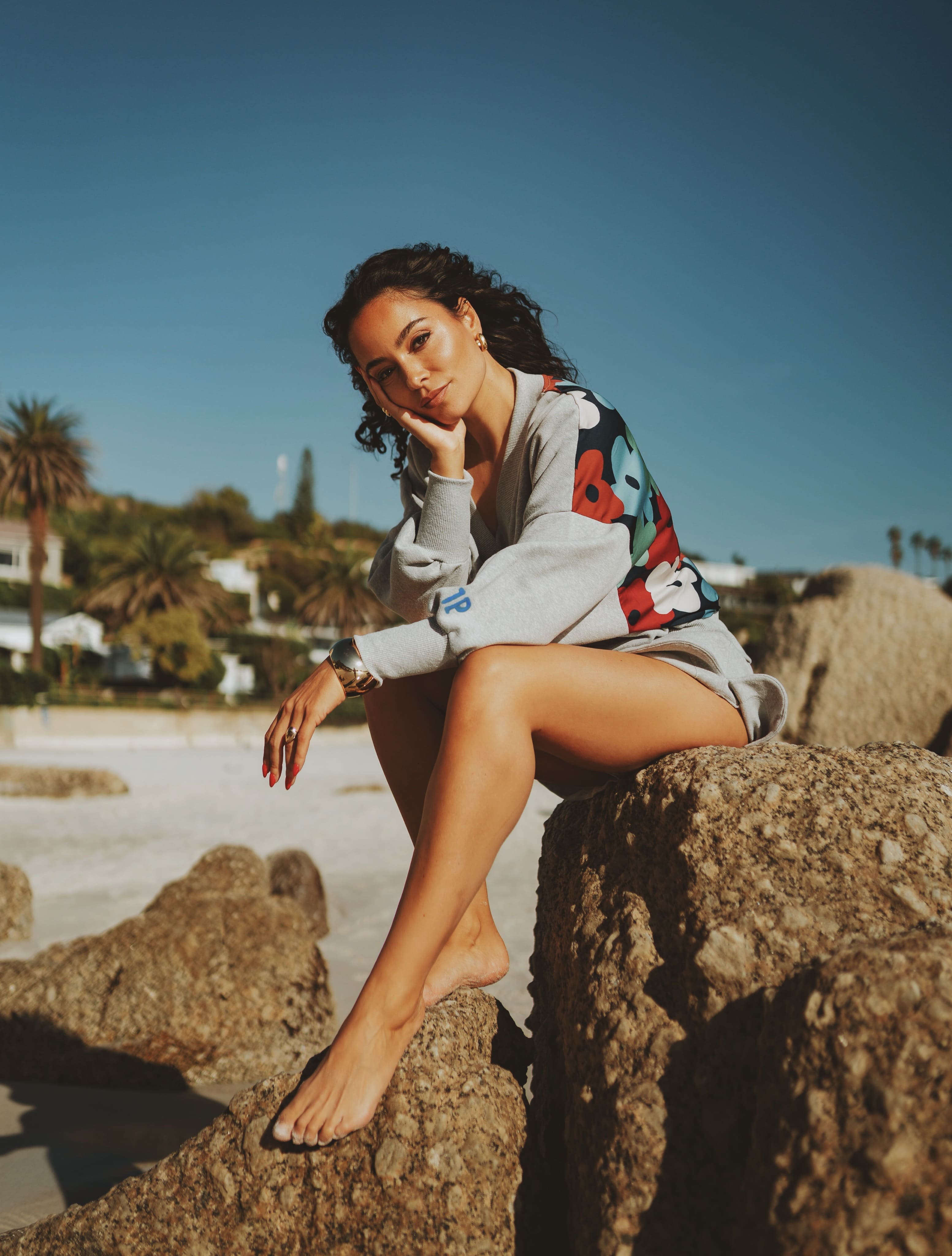 V-neck Sweater light grey melee with silk back