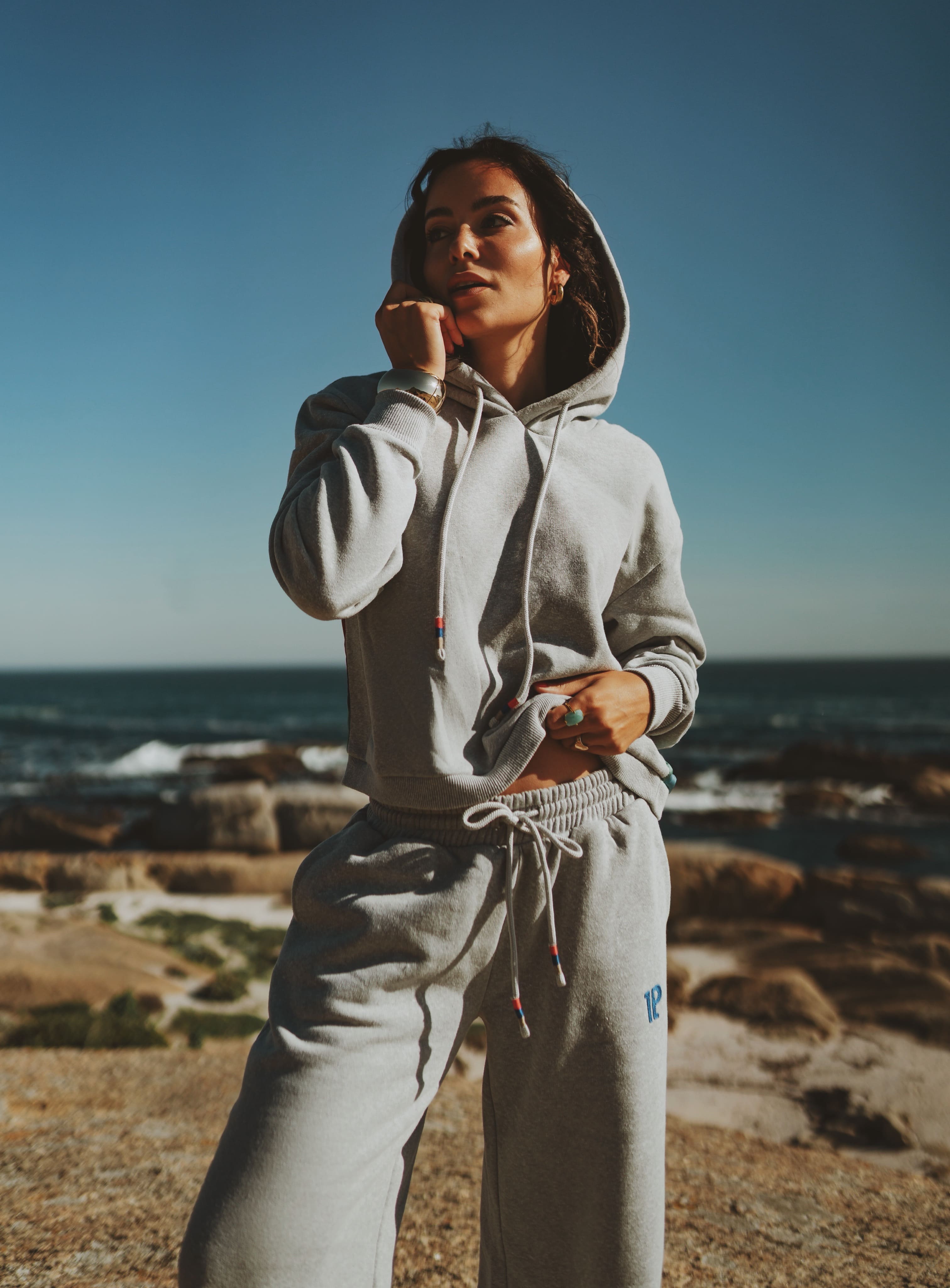 Hoodie light grey melee with silk back