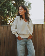 V-neck Sweater white melee with silk back